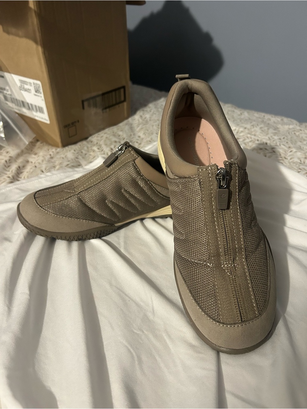 Wok Taupe Casual Zip-Front Walking Shoes